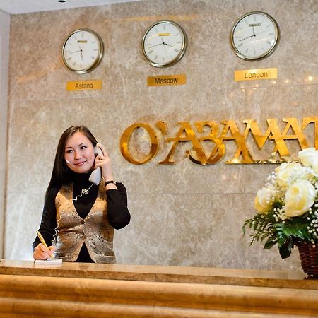 O Azamat Astana Exterior foto